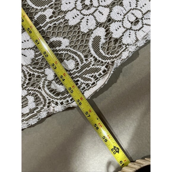 Vintage White/Green Lace Overlay Tablecloth Floral Rectangle - Picture 3 of 6